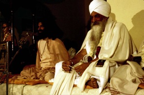 Siri Singh Sahib - 15.jpg Siri Singh Sahib - 15.jpg